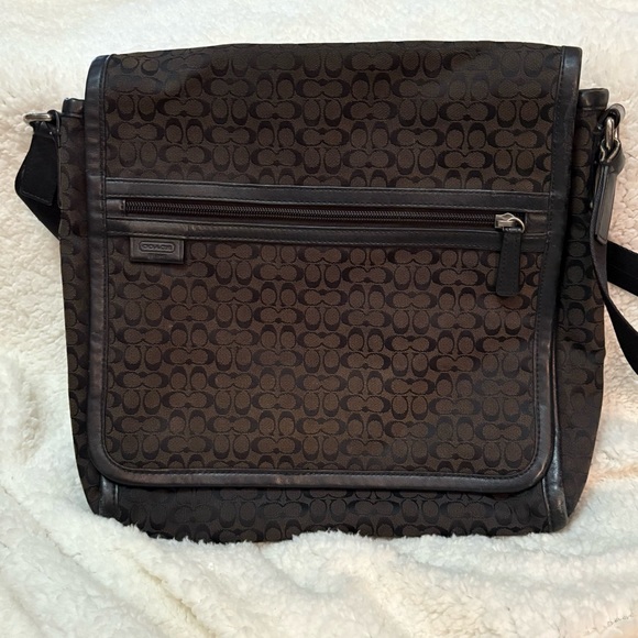 COACH 70699 Men Signature Jacquard Map Bag Crossbody‎ Messenger Flap Bag BLACK - Picture 1 of 13
